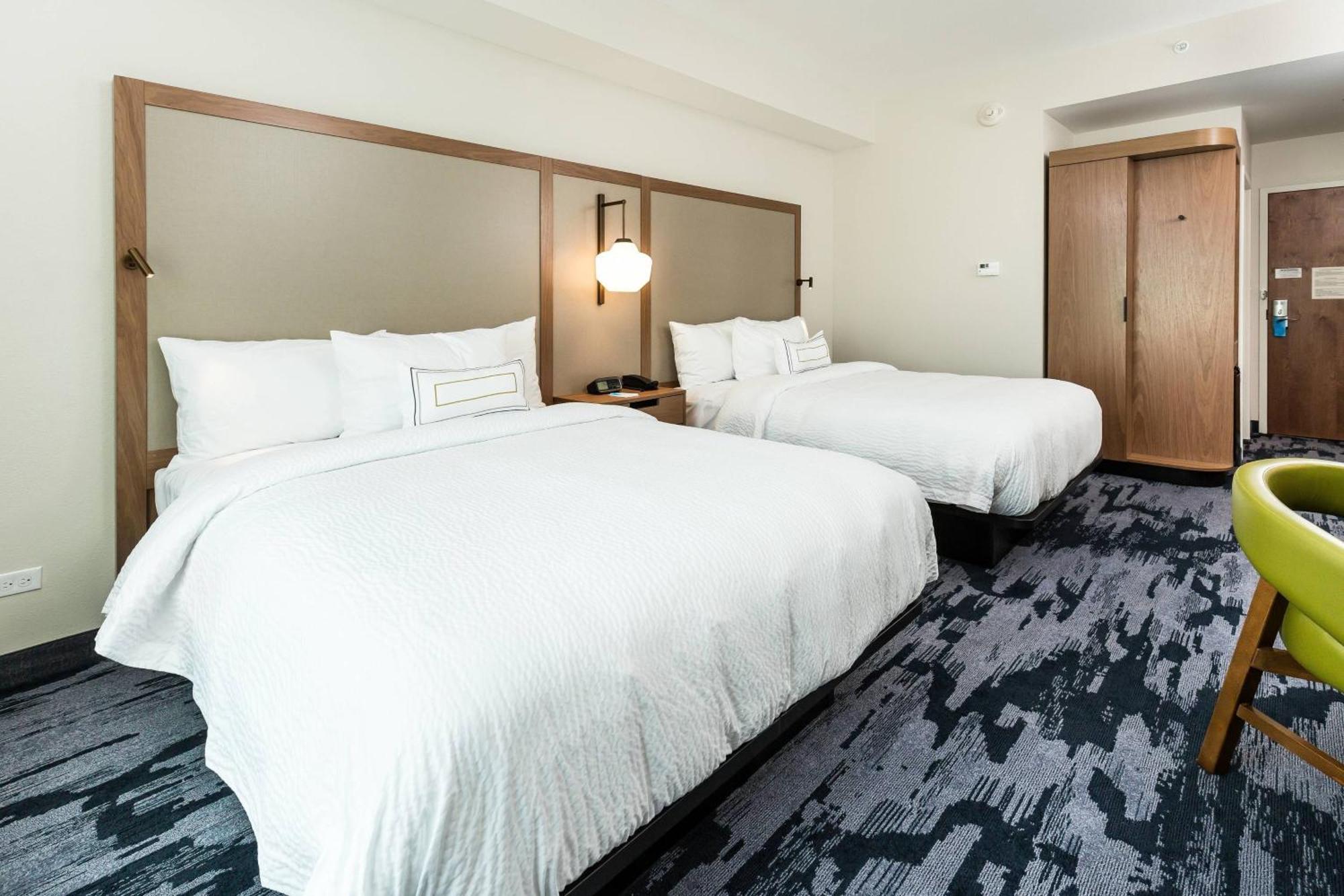 Fairfield Inn & Suites By Marriott Крествю Екстериор снимка
