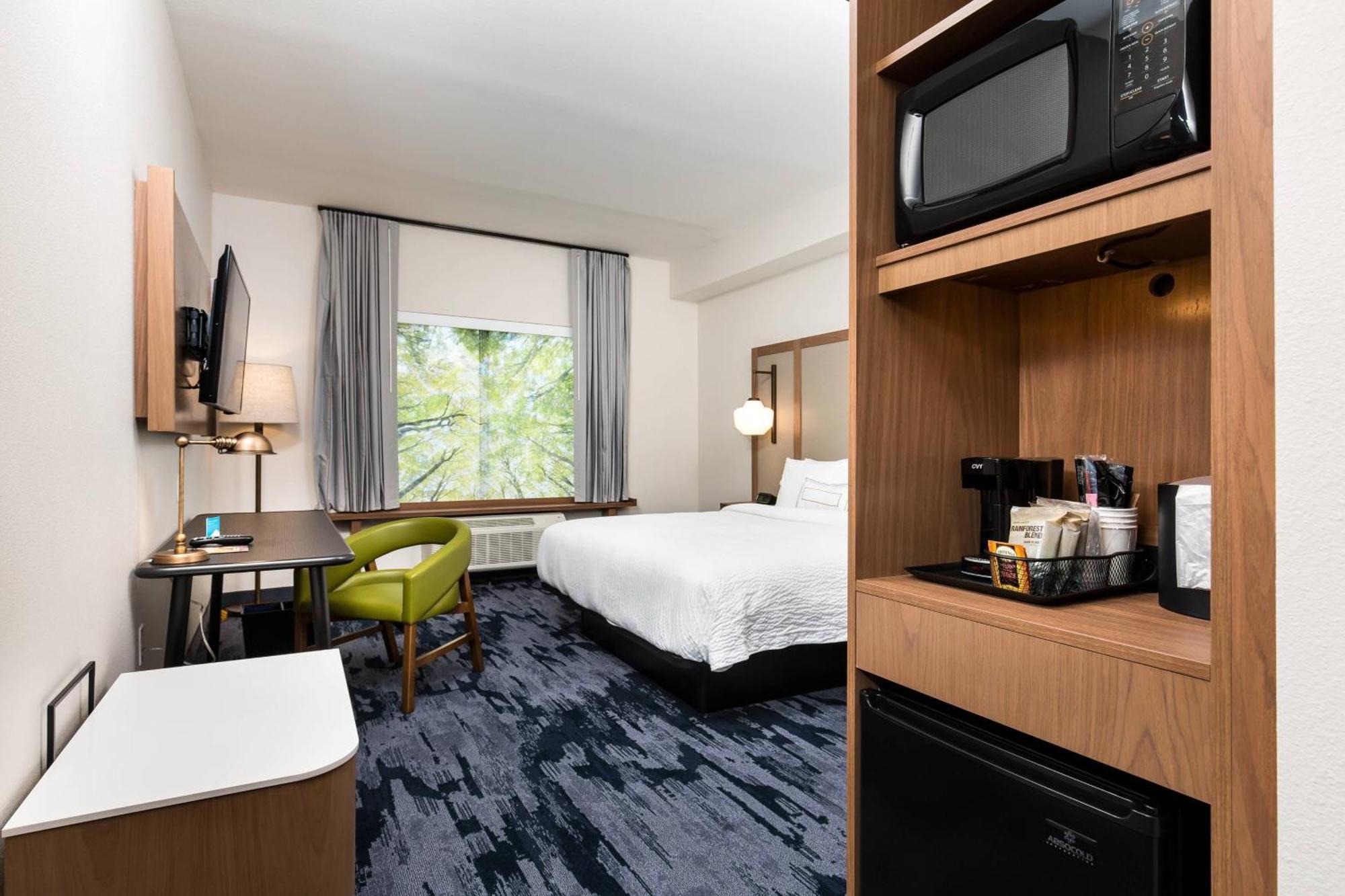 Fairfield Inn & Suites By Marriott Крествю Екстериор снимка