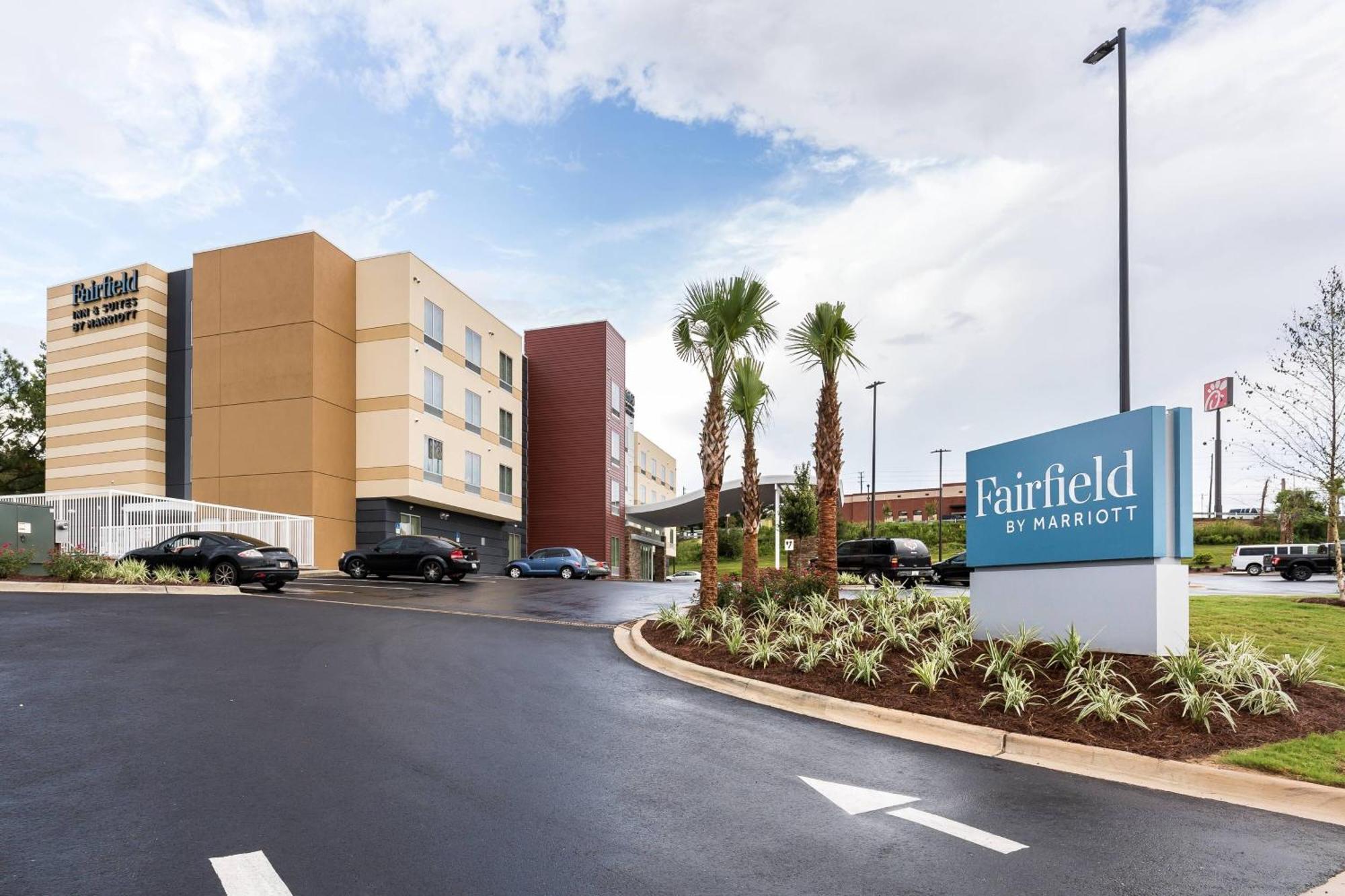 Fairfield Inn & Suites By Marriott Крествю Екстериор снимка